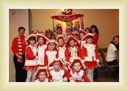 rom.kinderkarneval15 158 * 4272 x 2848 * (4.4MB)